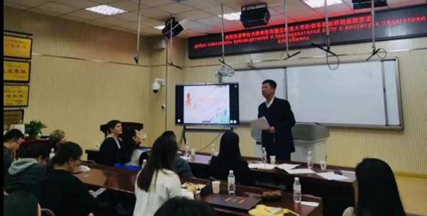 4e8b9b5fc03bcee91318b75f7bcc902